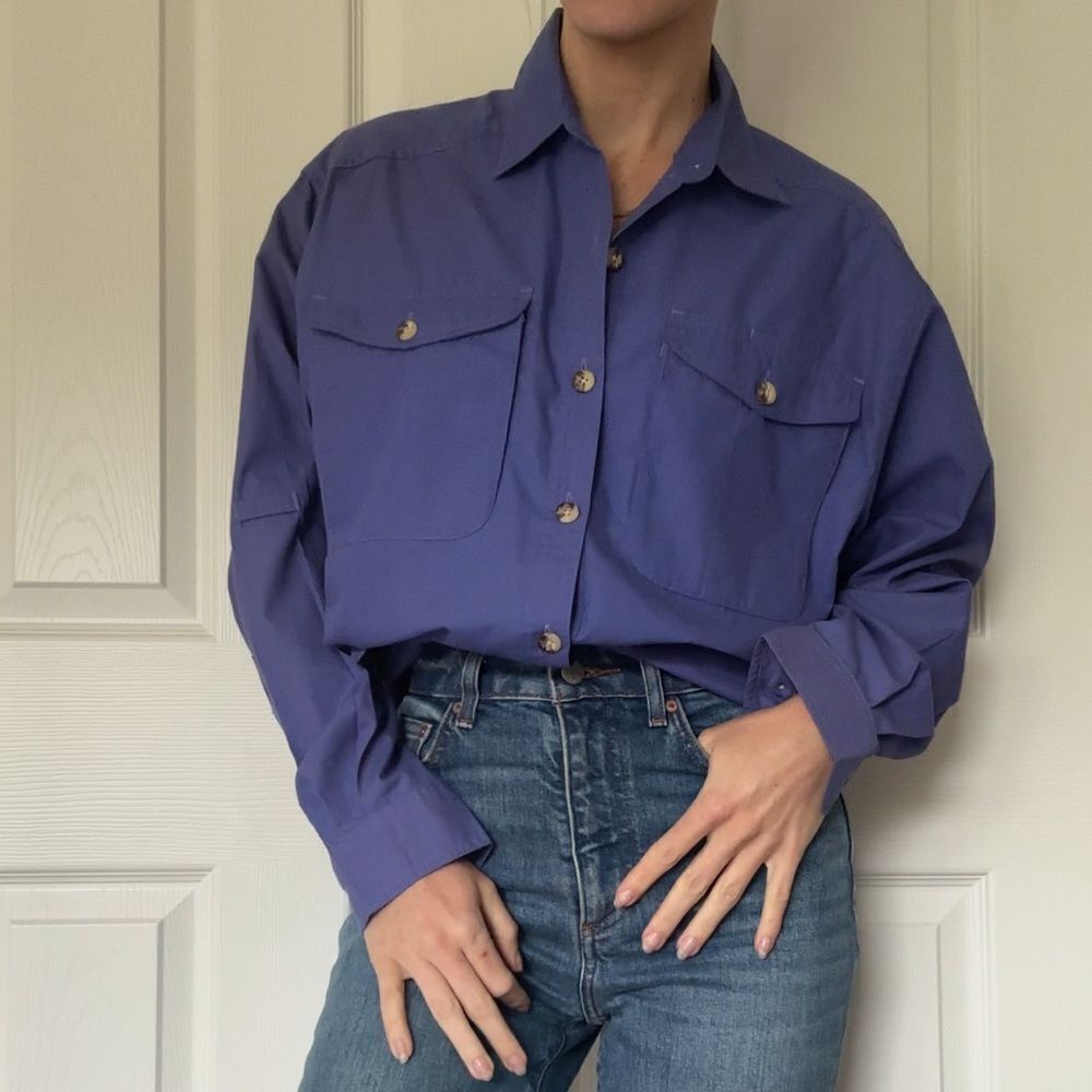 Travel Smith purple dual pocket button up